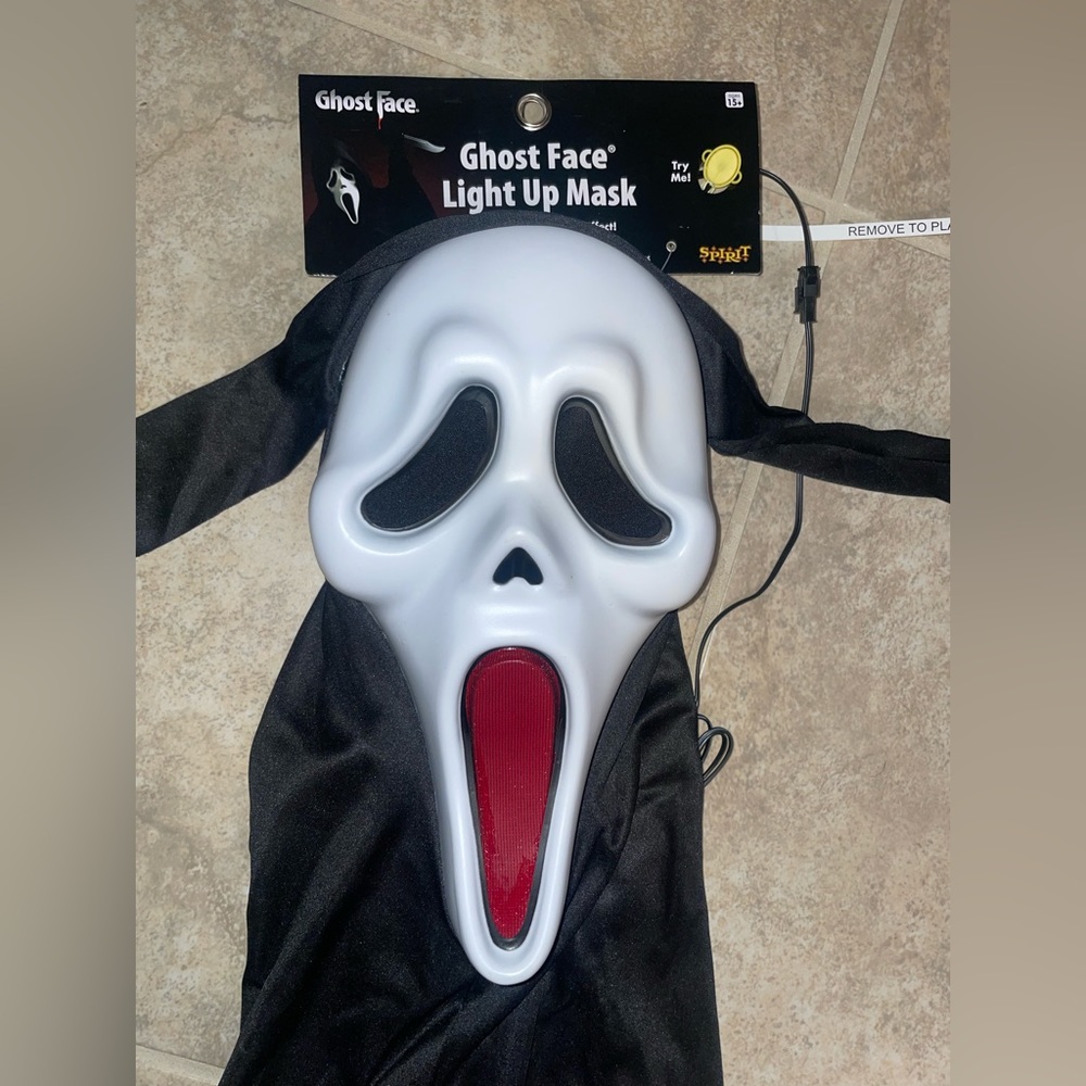 NWT ghost 👻 face mask light up limited edition